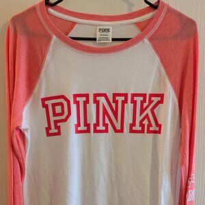 Victoria's Secret PINK Womens Raw Hem Logo Baseball Tee Size Small Y2K Vibe